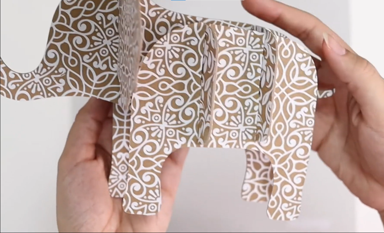  DIY do Elefante feito de Chipboard