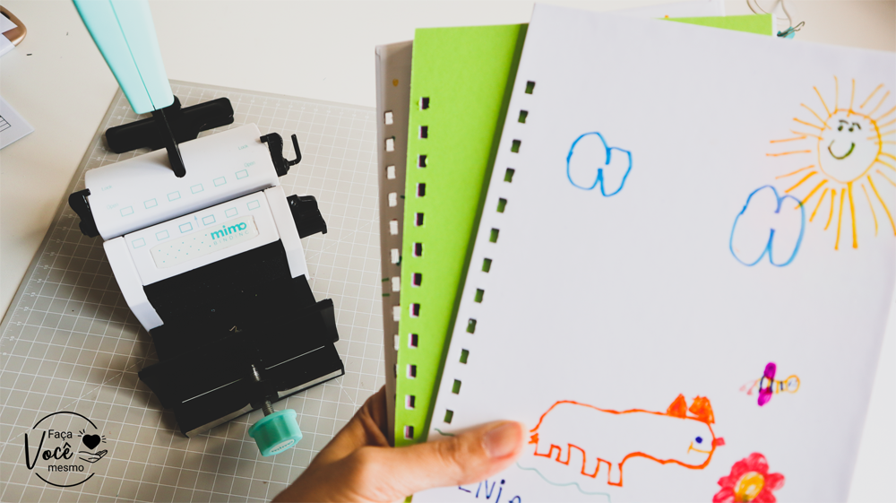 Miolo e Capa do Caderno Personalizado Infantil Prontos Para Receber o Wire-O