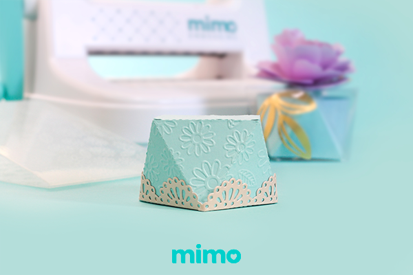 relevo no papel feito com a Mimo Embossing