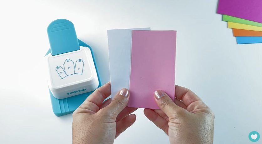 Papéis para fazer tags para embalagens com o furador 3 em 1 mimo