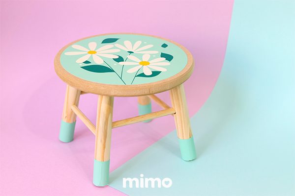 Banquinho personalizado para Usar sua Criatividade como Fonte de Renda