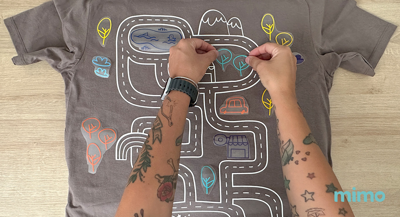 Posicionando os elementos para serem aplicados na blusa