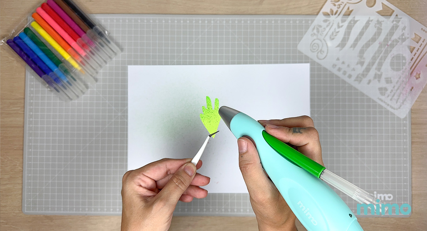 Utilizando o aerógrafo a mão livre Utilizando o aerógrafo a mão livre