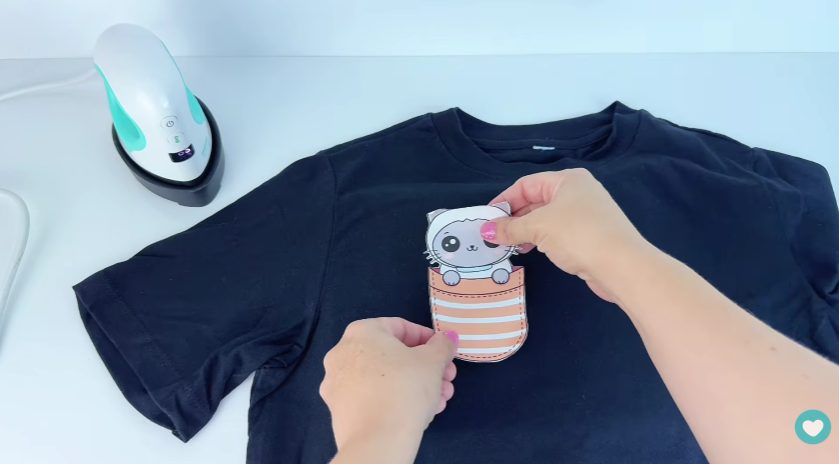 Aplicando o transfer imprimível em tecidos escuros Aplicando o transfer imprimível em tecidos escuros