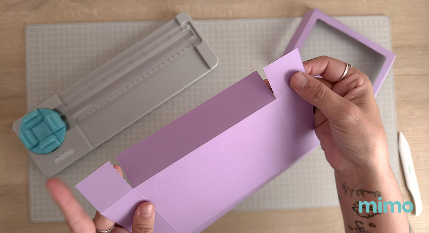 Destacando o corte pontilhado Destacando o corte pontilhado