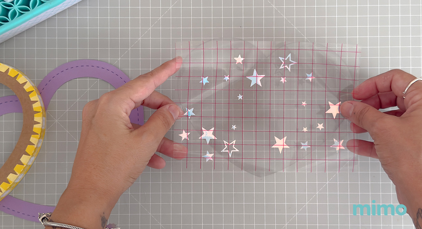 transfereindo o vinil adesivo para o acetato transfereindo o vinil adesivo para o acetato